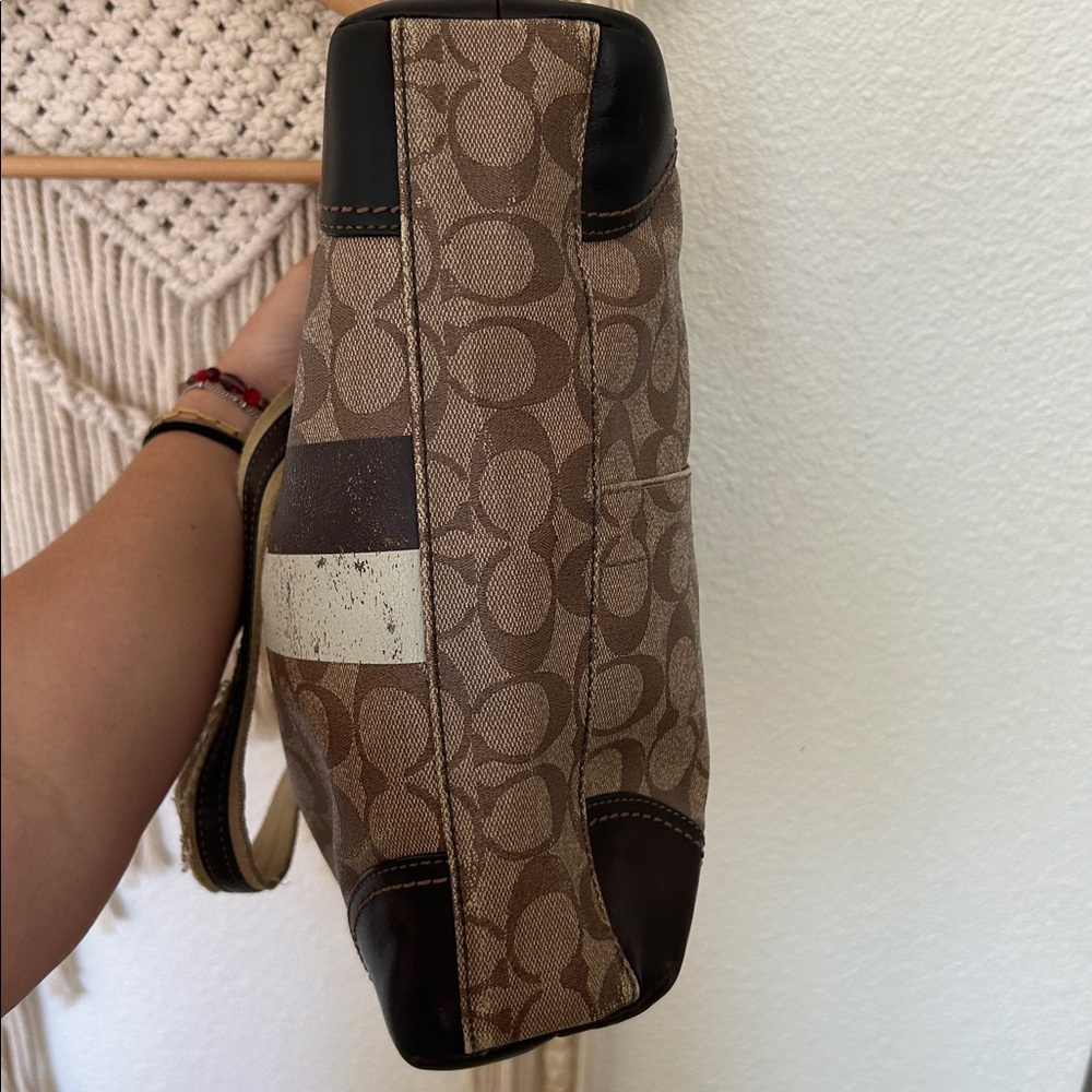 Vintage Coach Signature Chelsea Heritage Stripe Tote tan brown/ leather trim - Picture 7 of 7